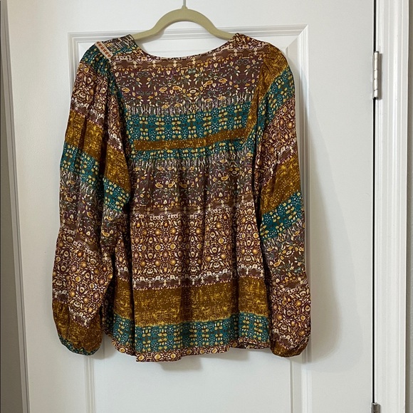 Easel Earthy Patchwork Blouse - Picture 9 of 9